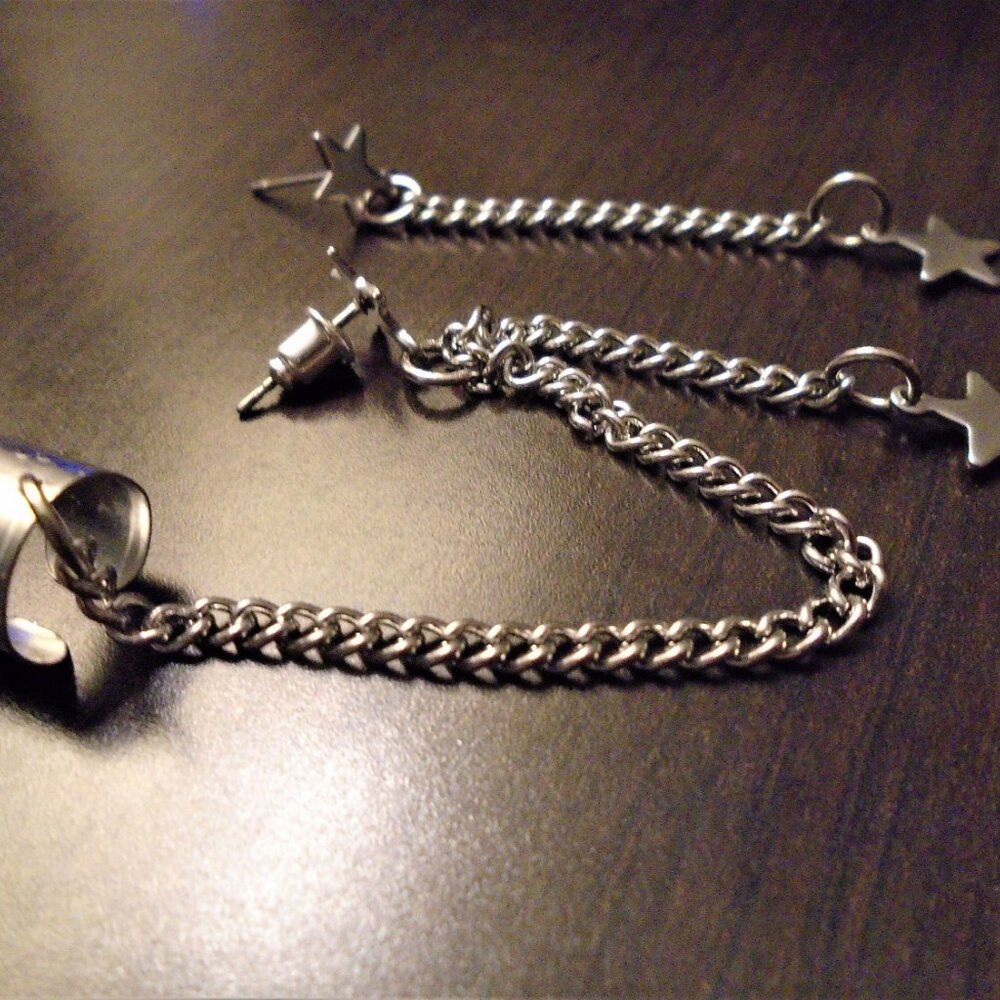 Mismatched set Ear cuff with stars with long chain and star stud W star dangle - Picture 3 of 3